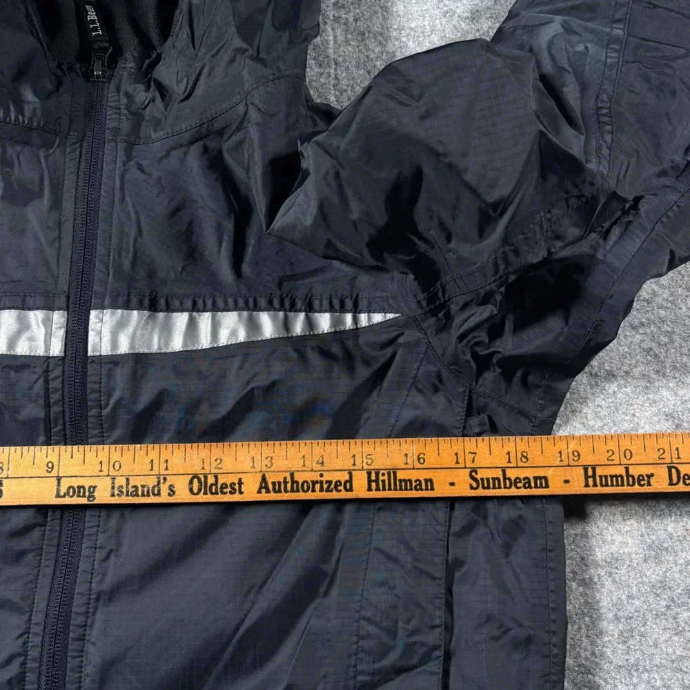 L.L. Bean Black Hooded Trail Model Jacket Reflective Stripe Kids M 10-12 #248055